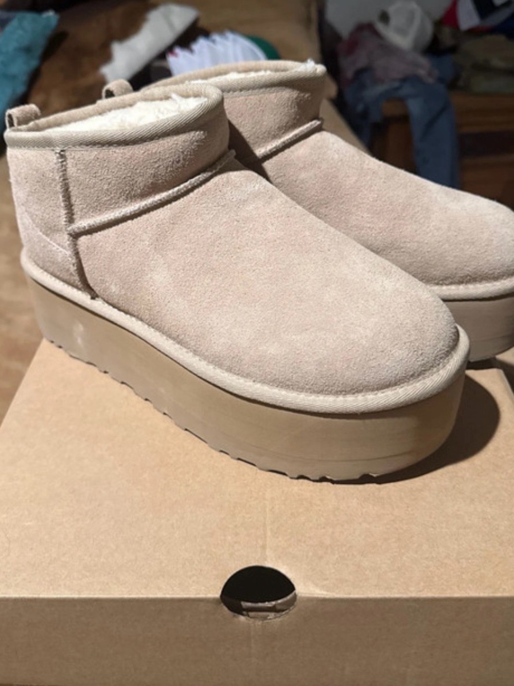 Uggs ultra classic mini Platform Ankle Boots - Cream